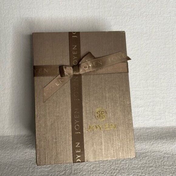 NWB Joyen Women's Gold Pendant Necklace with Cubic Zirconia for Wife Girlfriend - Picture 2 of 14